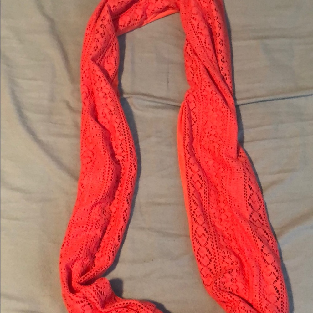 Scarf - Picture 2 of 2